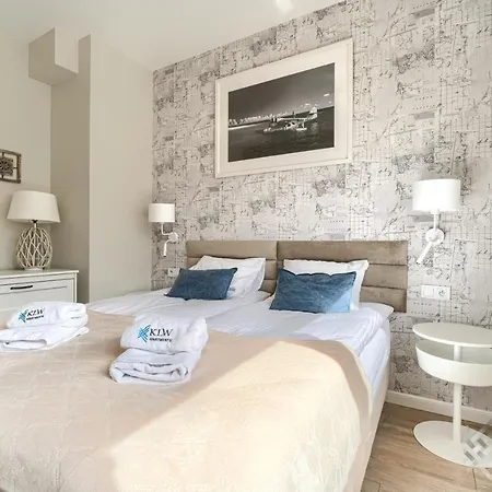 アパート Klw Platan 10 - Free Parking *